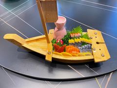 -鼎泰亨·海鲜牛肉餐厅(滨江店)