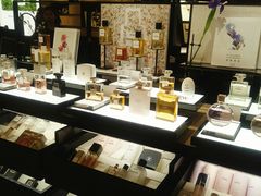 -CHANEL 香奈儿(海岸城店)