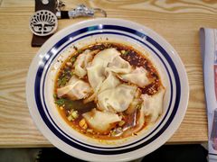 麻人抄手-正南齐北·老街糯米团(洪崖洞店)