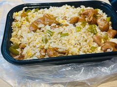 -老头爱马仕酸豇豆炒饭(丰富路店)