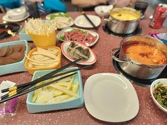 -四囍码头海鲜烧烤自助火锅(外滩南京东路悦荟广场店)