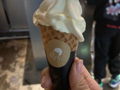 桃桃脆筒-喜茶(北京三里屯太古里店)