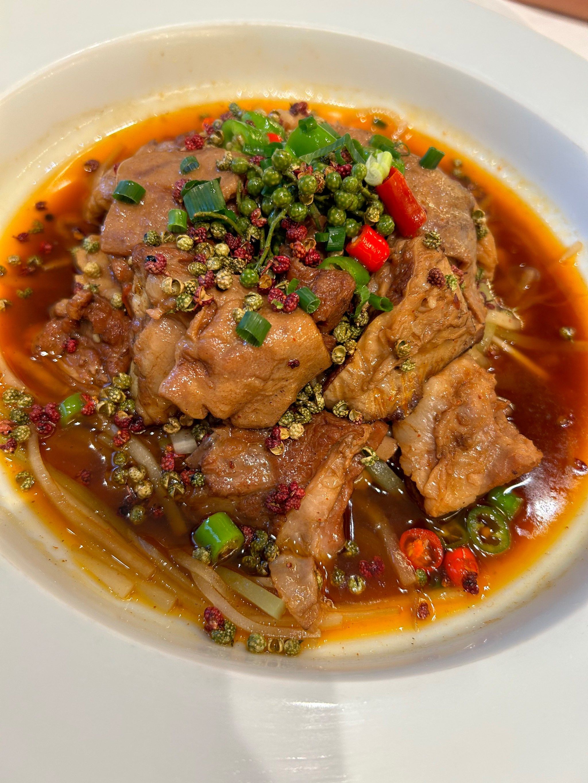 又来潇湘府啦～六一去完凤凰岭,然后来潇湘府吃饭,正好进门看到96