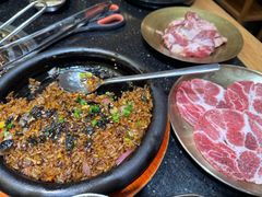 -韩烧牛中牛·甄选黑牛烤肉(黑金店)