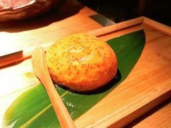 飞鱼籽墨鱼滑-湊湊火锅·茶憩(杭州湖滨银泰in77店)