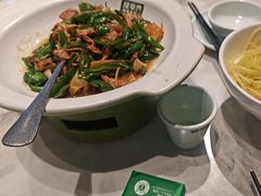 -绿草地·湘菜(酃湖师院店)