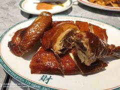 港式怀旧脆皮鸡-皇后餐厅-煲仔·小菜·打边炉(古北店)