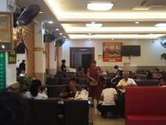 大堂-清真·玛丽亚新疆菜主题餐厅(浙江中路店)