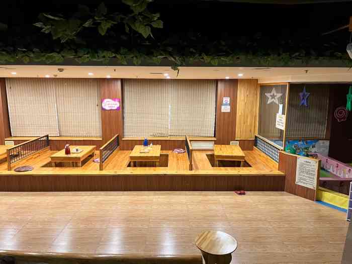 济清泉汗蒸浴馆-"环境干净整洁,服务员热情周到,适合和朋友.