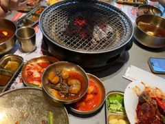 -草家酱蟹炭火烤肉店(珲春南路一店)