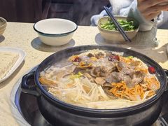 -九寨特色牦牛肉汤锅 羊肉汤锅