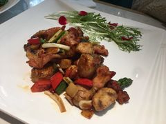 香煎口蘑脆爽肉-周三的情书花园餐厅(江北店)