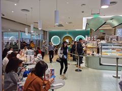 -奈雪的茶(亨特国际广场店)