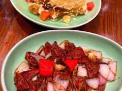 京葱爆猪肝-虎哥私房菜(馒头山店)