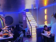 -徐记小怪兽肉蟹煲店(哈西万达金街店)