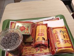 -麦当劳(轻轨曹杨路店)