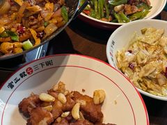 -富正毅三下锅(体育馆店)