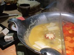-湊湊火锅·茶憩(杭州湖滨银泰in77店)