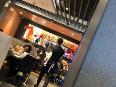 门面-必胜客(WOW中央公园店)