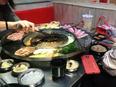 -哈哈碳都·牛肋条无限自助烤肉(台江万达店)