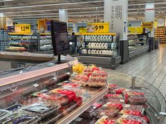 -沃尔玛(前山店)