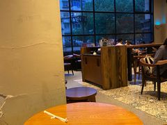 大堂-星巴克(上海汇锦里店)