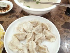 -周家大连水饺(美专校街店)