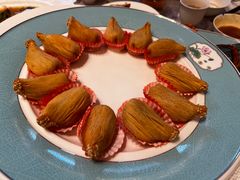 飘香榴莲酥-香港狮子山下·明星粤菜餐厅(北苑店)