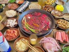 -黄潇洒老火锅(九眼桥宏济巷店)