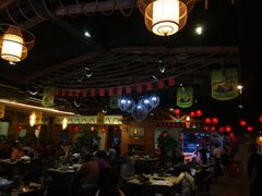 大堂-龙泉人椰子鸡.糟粕醋.海南菜(三亚旗舰店)