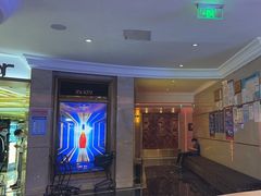 -温莎KTV(珠江路店)