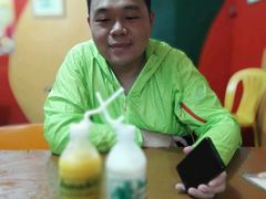 -Jonah's Fruit Shake & Snack Bar