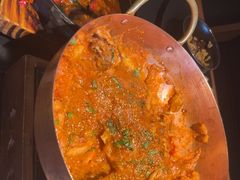 铜锅油焖鸡-Ameigo梅果·云贵川bistro(长宁来福士店)