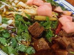 -花溪牛肉粉(八鸽岩店)