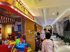 -百联临沂购物中心(临沂路店)