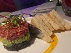 牛肉塔塔配牛油果黑橄榄酱-Solo(衡山路店)