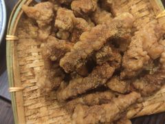 -爆炸头阿姨小四川正宗川味小吃(无任何分店)