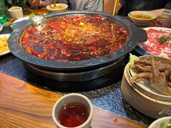 -重庆洪崖洞老火锅(音乐广场店)