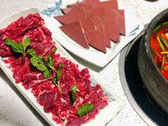 -贵府酸汤牛肉火锅·贵州老字号(飞山街店)