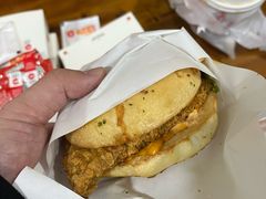 -必胜客(上海新南方商城PH店)