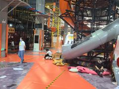 -嗨翻Hi-Fun竞技主题乐园·蹦床亲子生日轰趴(国光1937店)