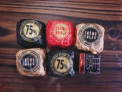 -VENCHI 闻绮(上海佛罗伦萨小镇店)