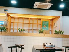大堂-胡须佬鸡煲四季火锅(海雅缤纷城店)