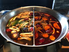 -湊湊火锅·茶憩(新中关购物中心店)