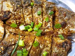 喜头鱼-小民大排档(光谷店)