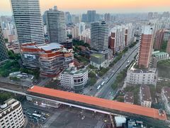 -上海龙之梦万丽酒店