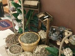 -颐而康·按摩·艾灸·足疗(南岸晶都店)