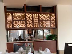 -静之湖湖畔餐厅