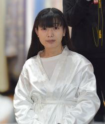 点击看大图 -爱伊人婚纱礼服美妆馆