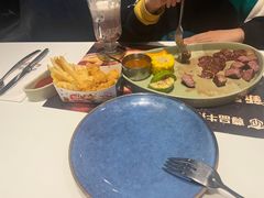 -尊品牛排(绳金塔店)